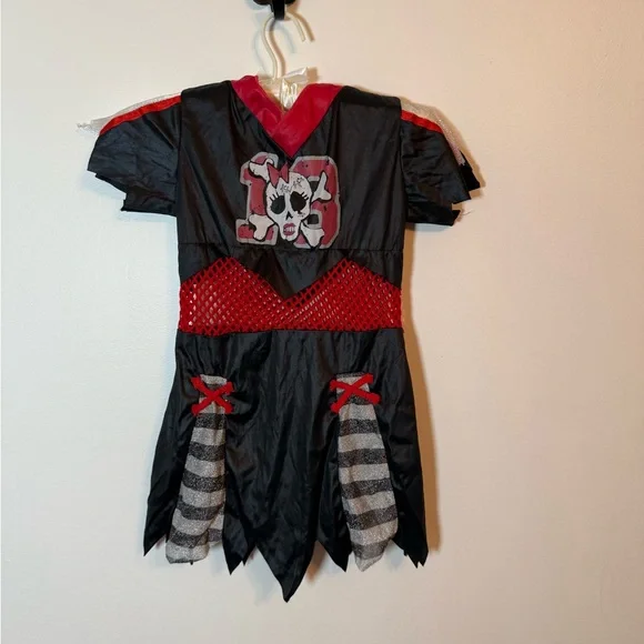Spirit Cheerless Leader Costume with Red and Black Details‎ - Picture 7 of 7